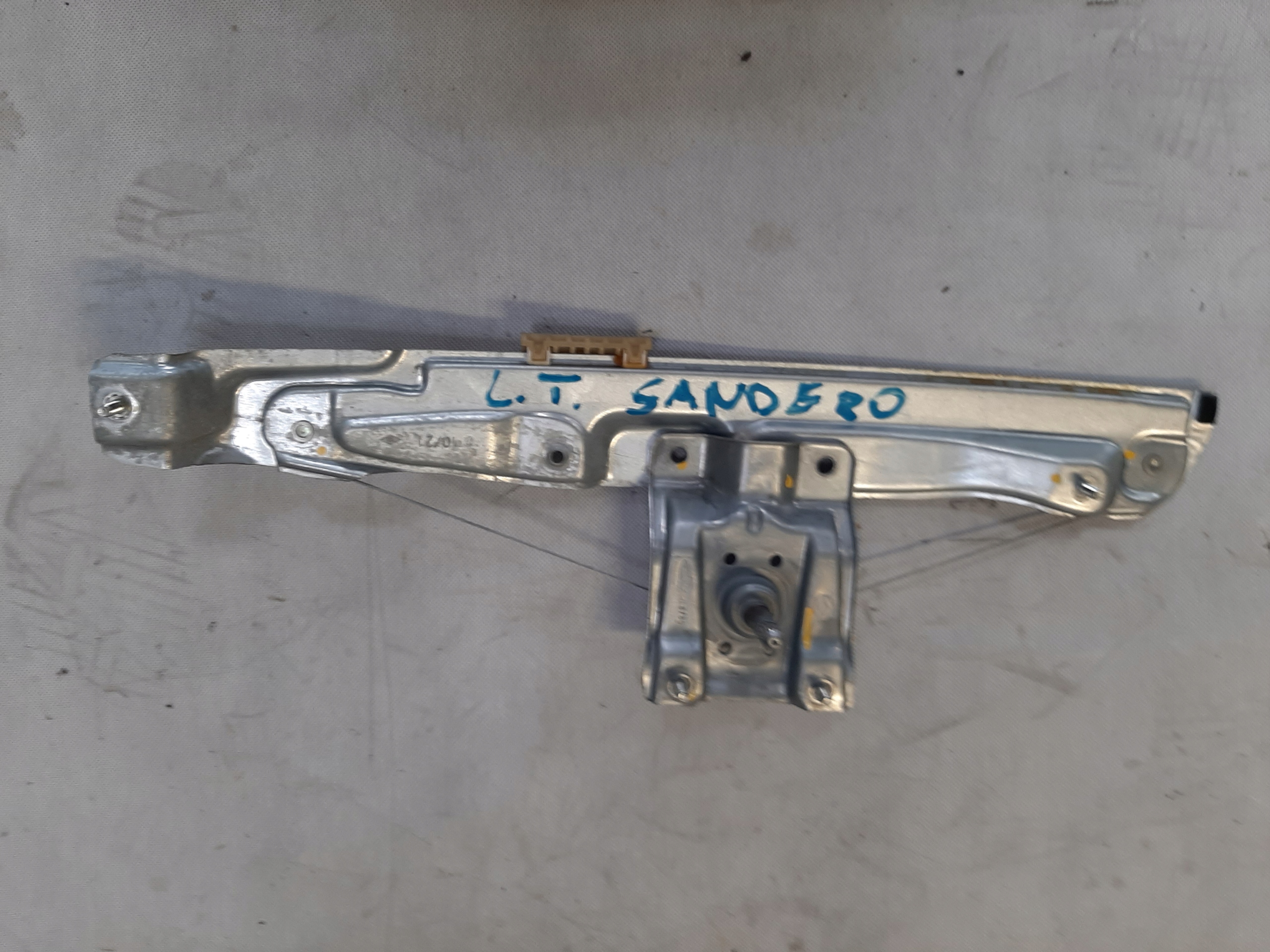 DACIA SANDERO III MECHANIZM PODNOSZENIA SZYBY LEWY TYŁ TYLNY 827218916R