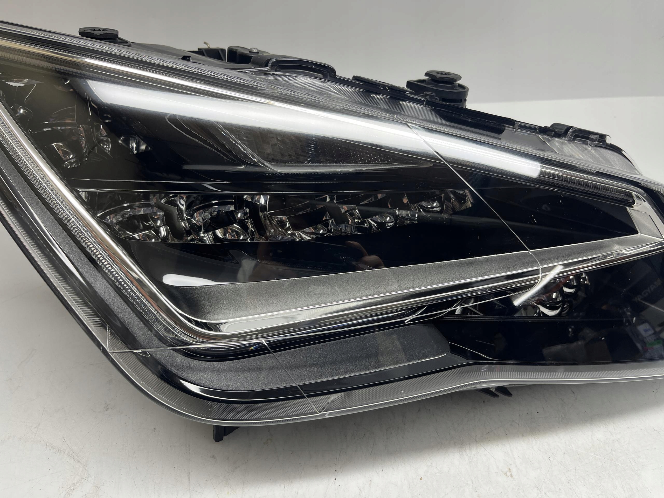 SEAT LEON REFLEKTOR LAMPA PRAWA LED 5F1941008B - obrazek 4