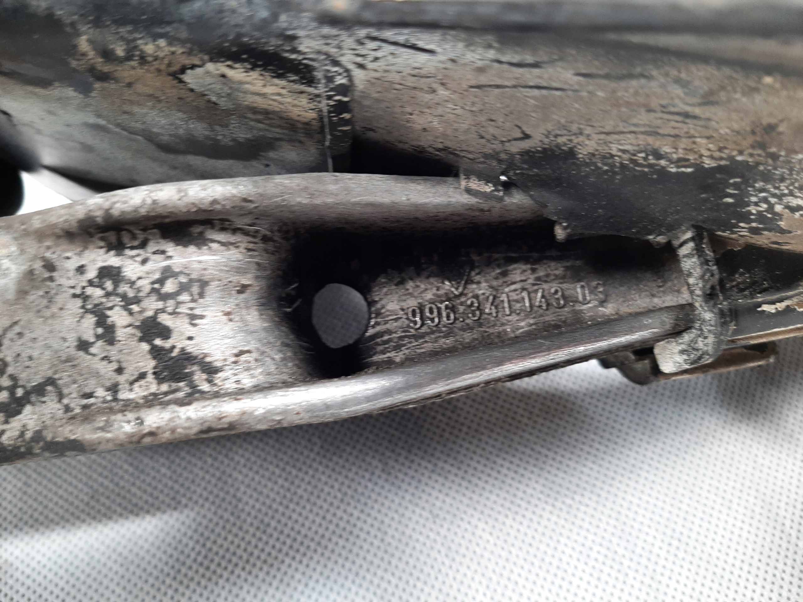 PORSCHE 911 CARRERA 996 1997-2006 WAHACZ PRZEDNI OSŁONA 99634114303 - obrazek 4