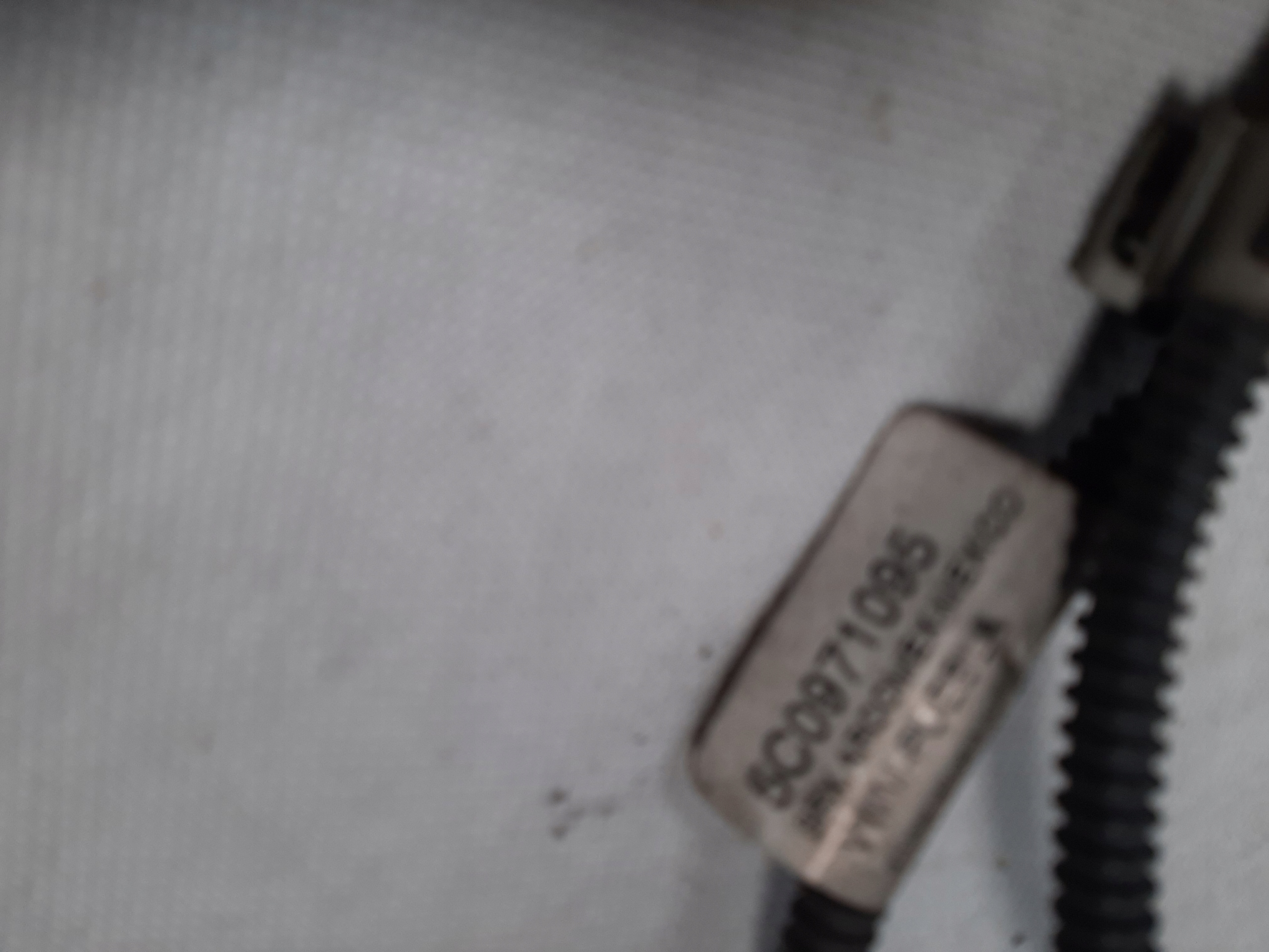 VW JETTA VI WIĄZKA ZDERZAKA PRZÓD PRZEDNIA 5C0971095 - obrazek 2