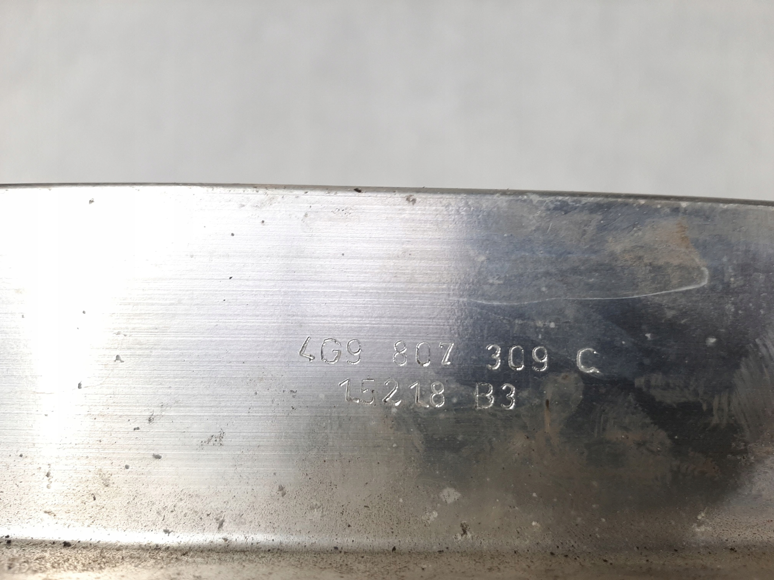 AUDI A6 C7 AVANT BELKA TYLNEGO ZDERZAKA 4G9807309C - obrazek 4