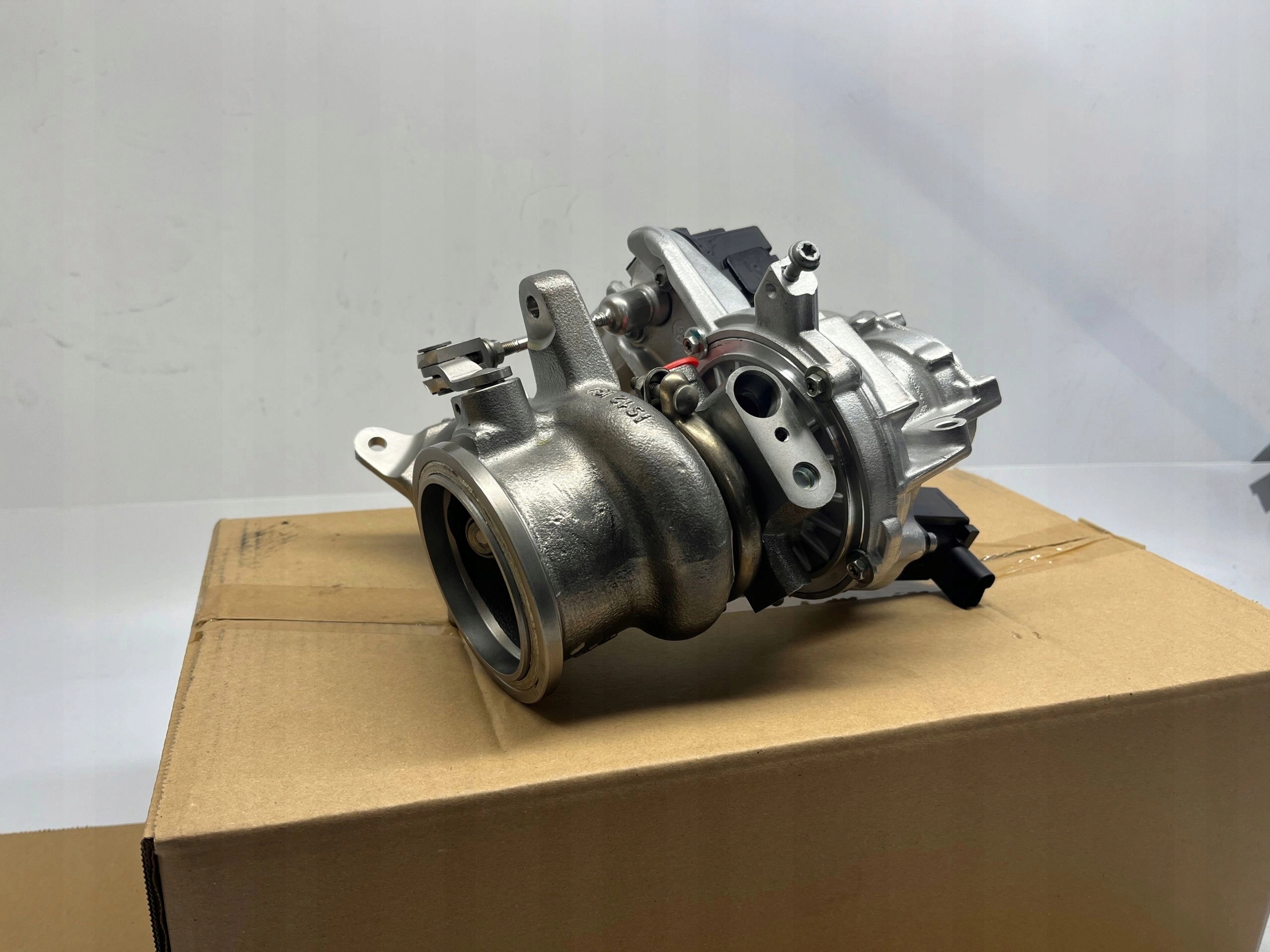 Audi A3 TT TTRS 2.0TFSI Turbo Turbina Turbosprężarka Nowa 0Km 06K145701T