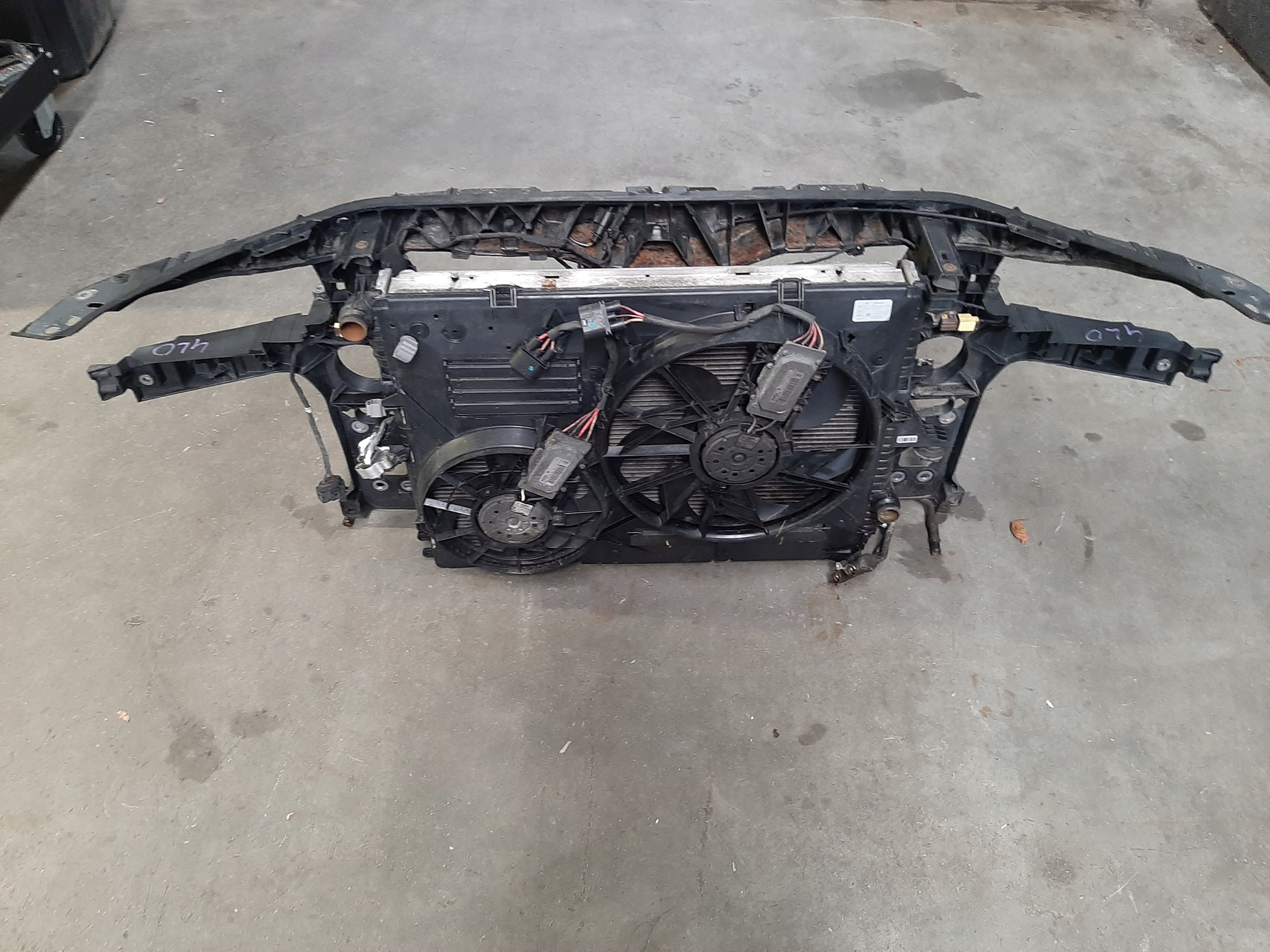 AUDI Q7 3.0 TDI 2005- PAS PRZEDNI CHŁODNICE WENTYLATOR KOMPLET - obrazek 3