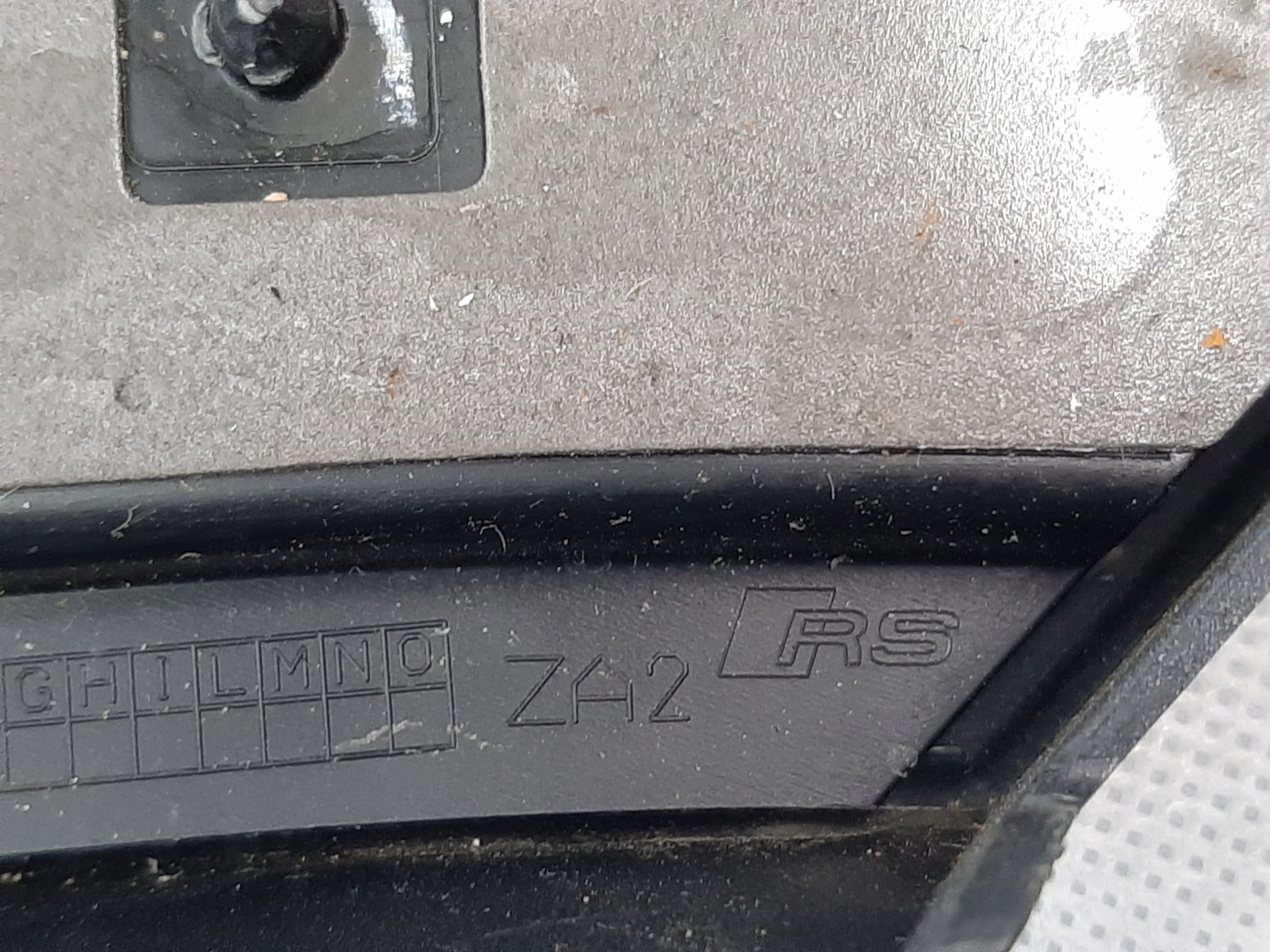 AUDI RS Q8 2018- NAKŁADKA LISTWA DRZWI PRAWY TYŁ 4M8854820C - obrazek 4