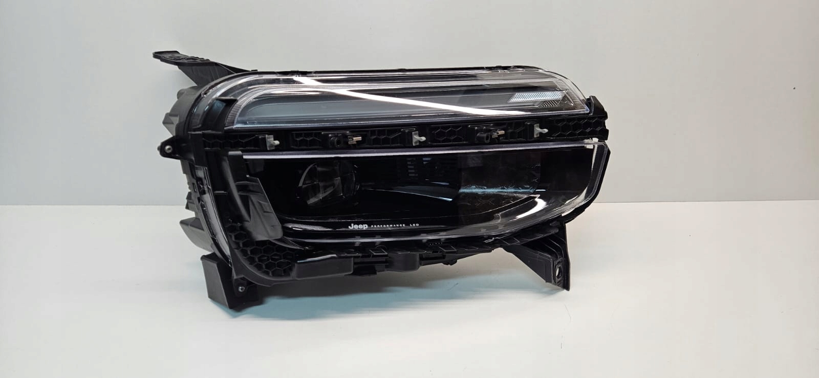 JEEP AVENGER LAMPA REFLEKTOR PRAWY PRZÓD PRZEDNI LED 52218717 - obrazek 4