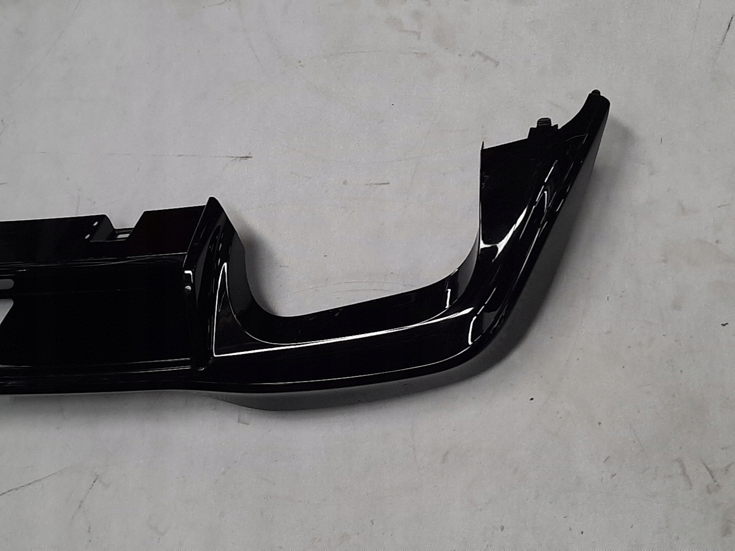 VW GOLF VIII R LIFT H/B 2024- SPOILER DYFUZOR ZDERZAKA TYŁ 5H6807568R - obrazek 3
