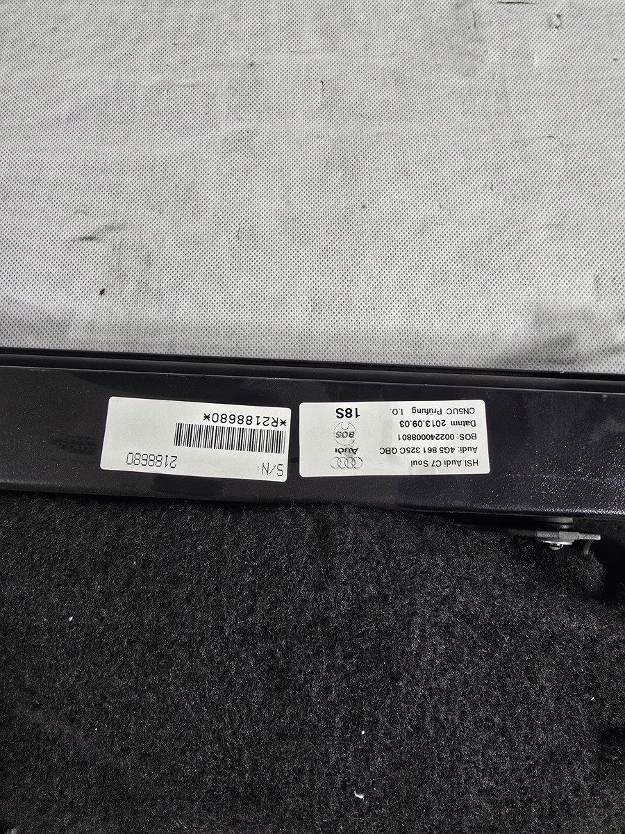 AUDI A6 C7 SEDAN ROLETA ELEKTRYCZNA SZYBY TYŁ 4G5861325C - obrazek 7