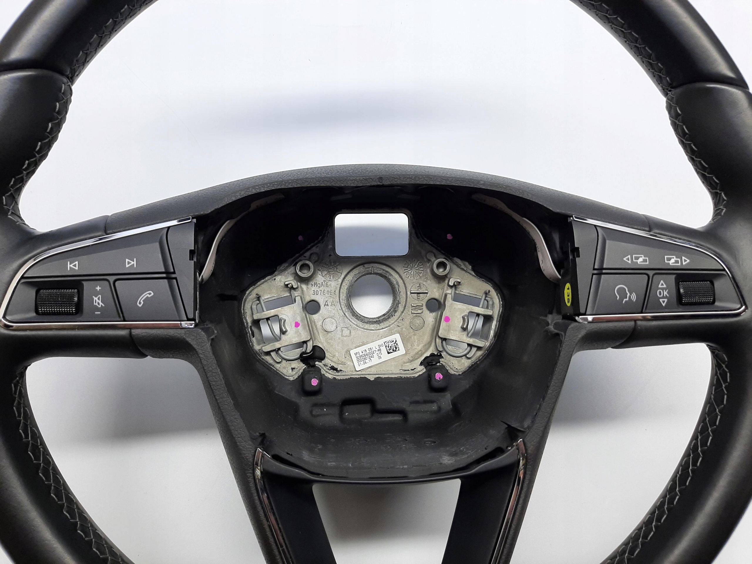 SEAT LEON III 2012- KIEROWNICA SKÓRA AIRBAG 5F0419091L 5F0880201H - obrazek 4