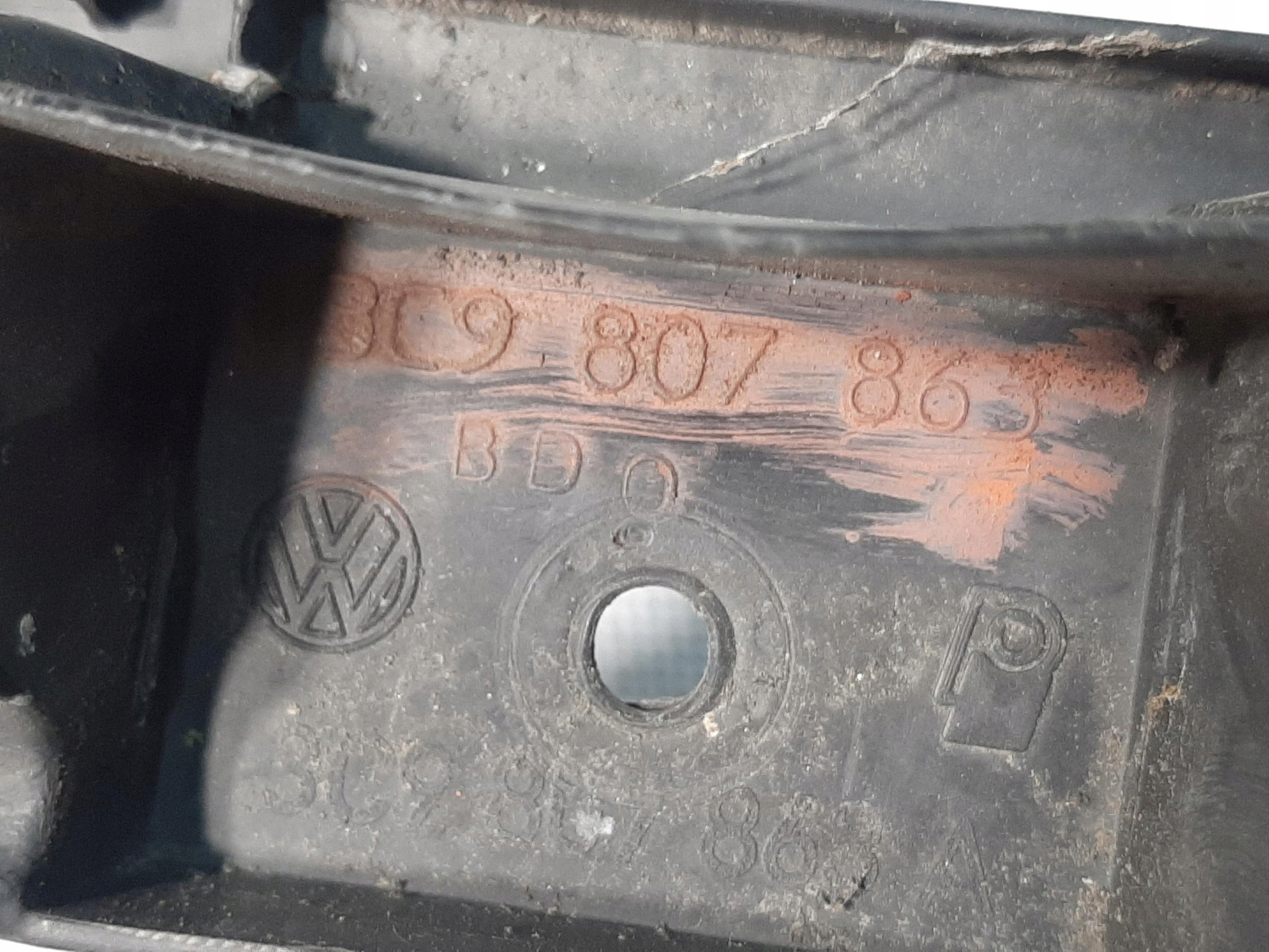 VW PASSAT B6 KOMBI ŚLIZG MOCOWANIE ZDERZAKA TYŁ 3C9807863 - obrazek 3