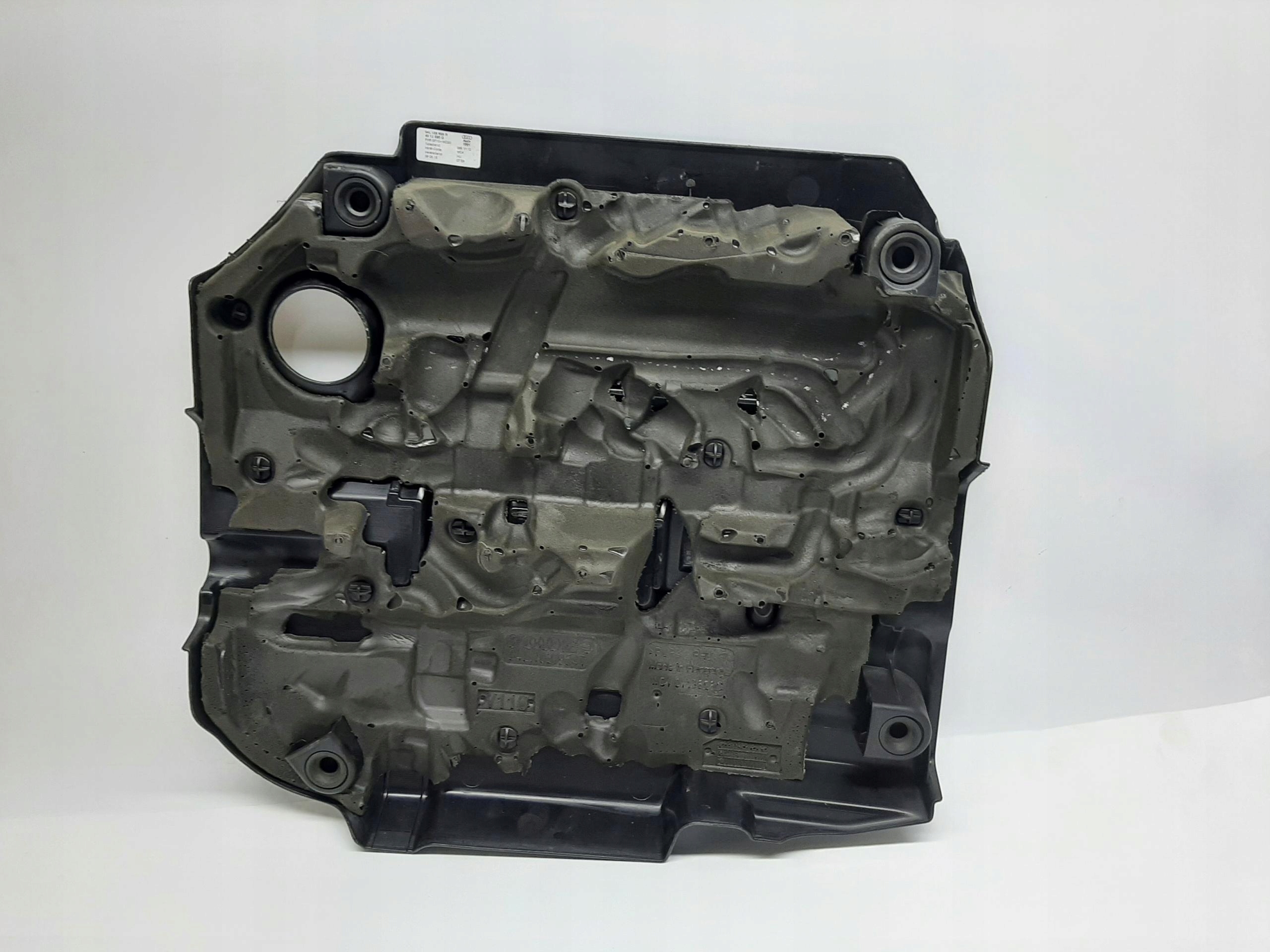 AUDI A3 8V OSŁONA POKRYWA SILNIKA GÓRNA 04L103925R - obrazek 3