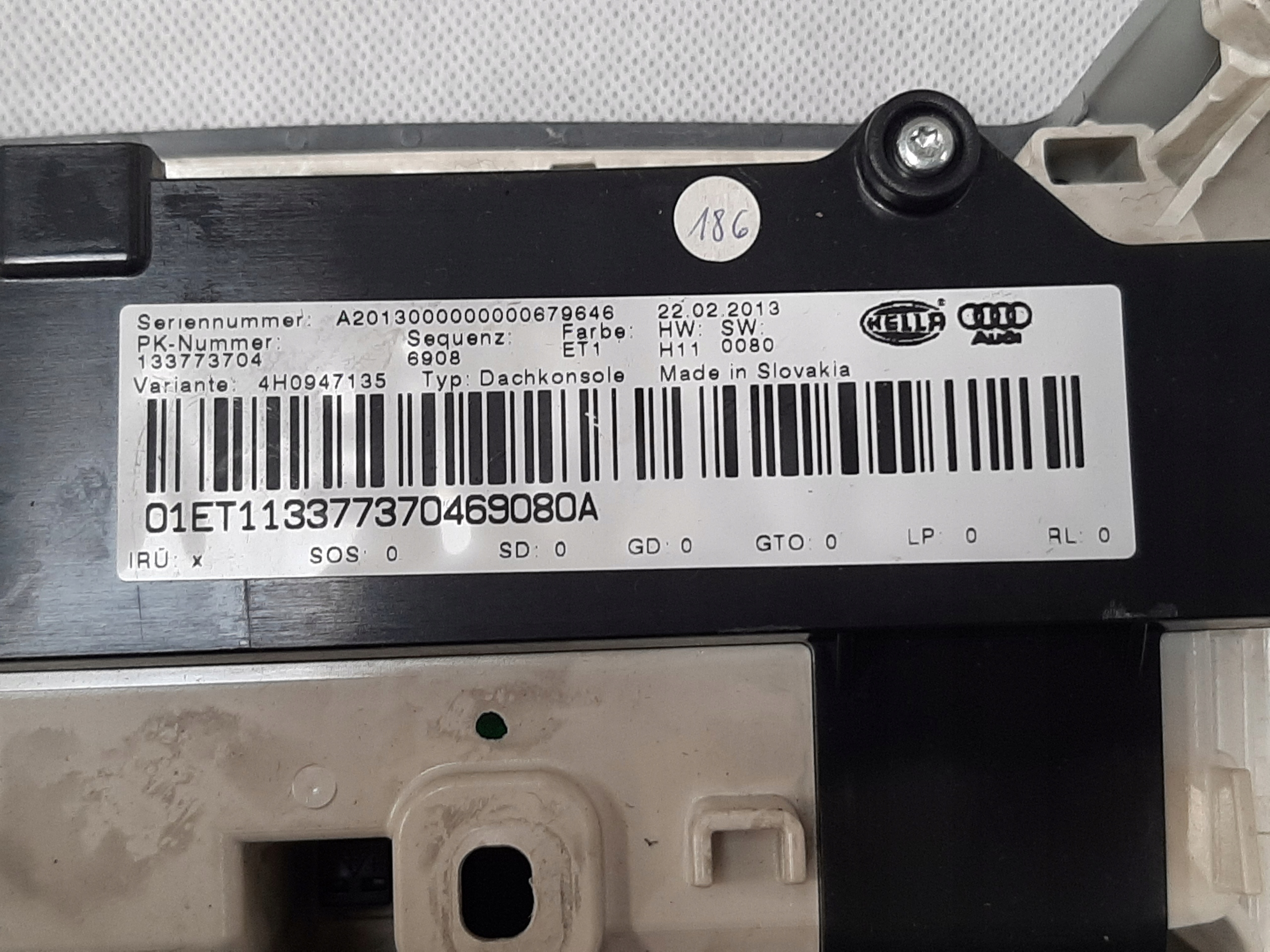 AUDI A8 D4 LIFT 2013- OŚWIETLENIE KABINY LAMPKA 4H0951177 - obrazek 4