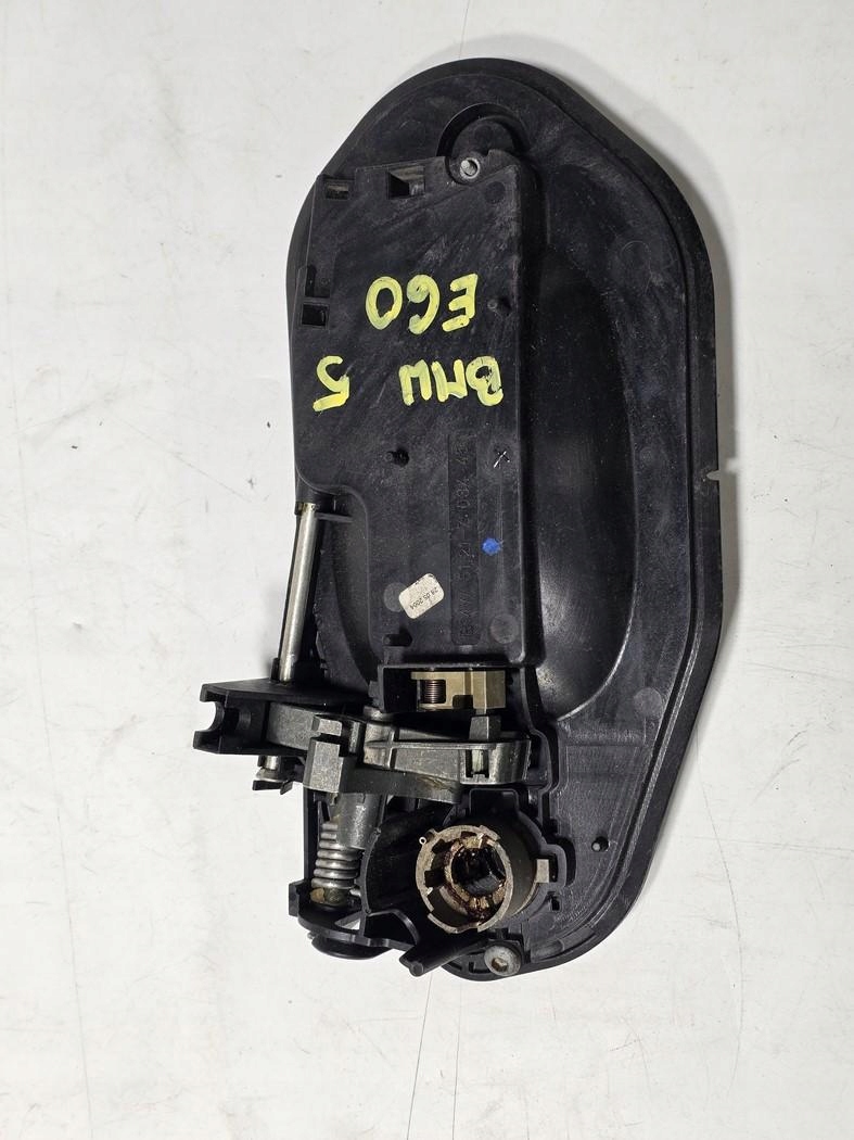 BMW E60 E61 PODSTAWA KLAMKI DRZWI LEWY PRZÓD 7034451 - obrazek 2