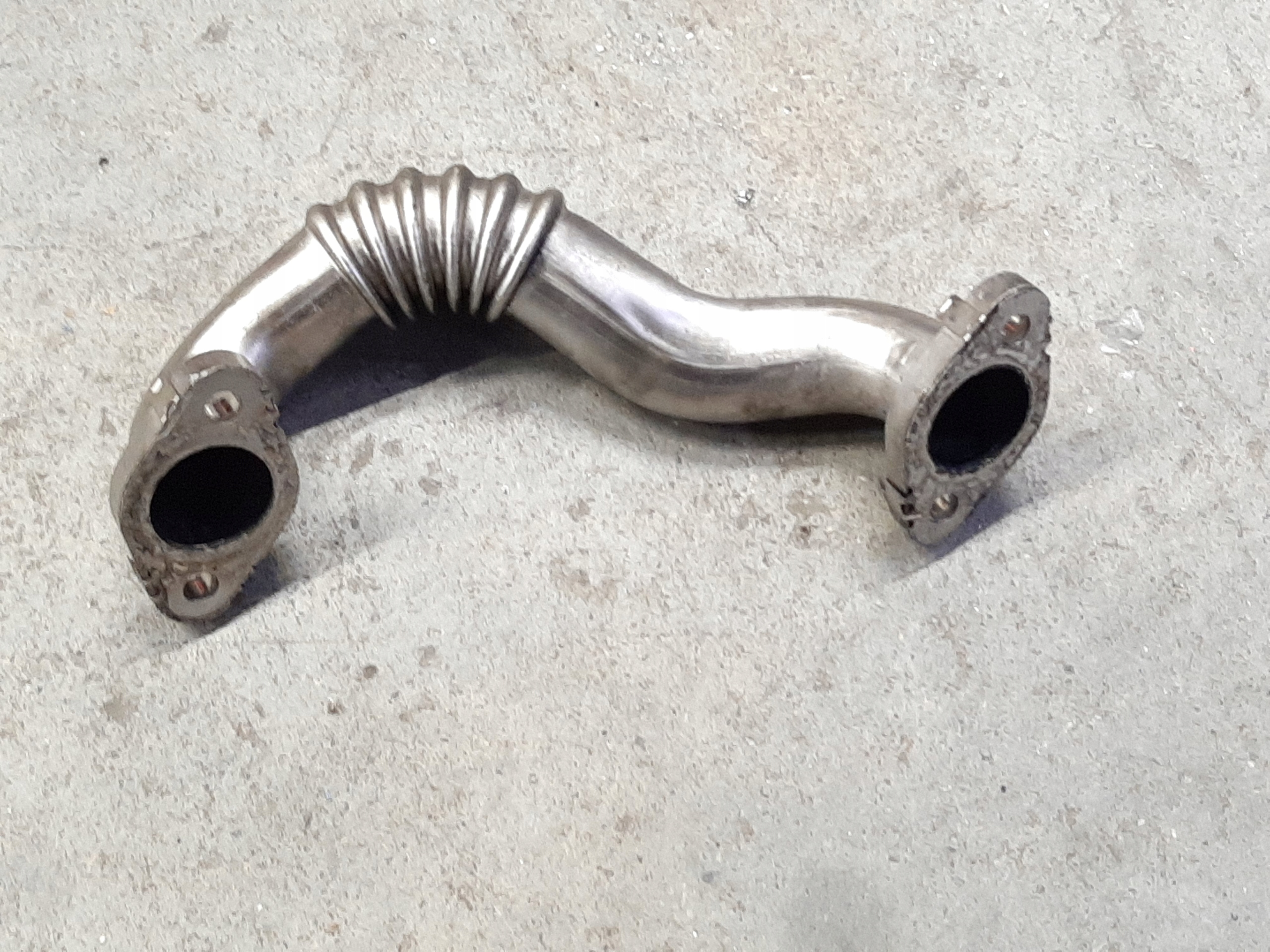 VW POLO V 2009- 1.6 TDI CAY PRZEWÓD RURKA EGR 03L131521Q - obrazek 2