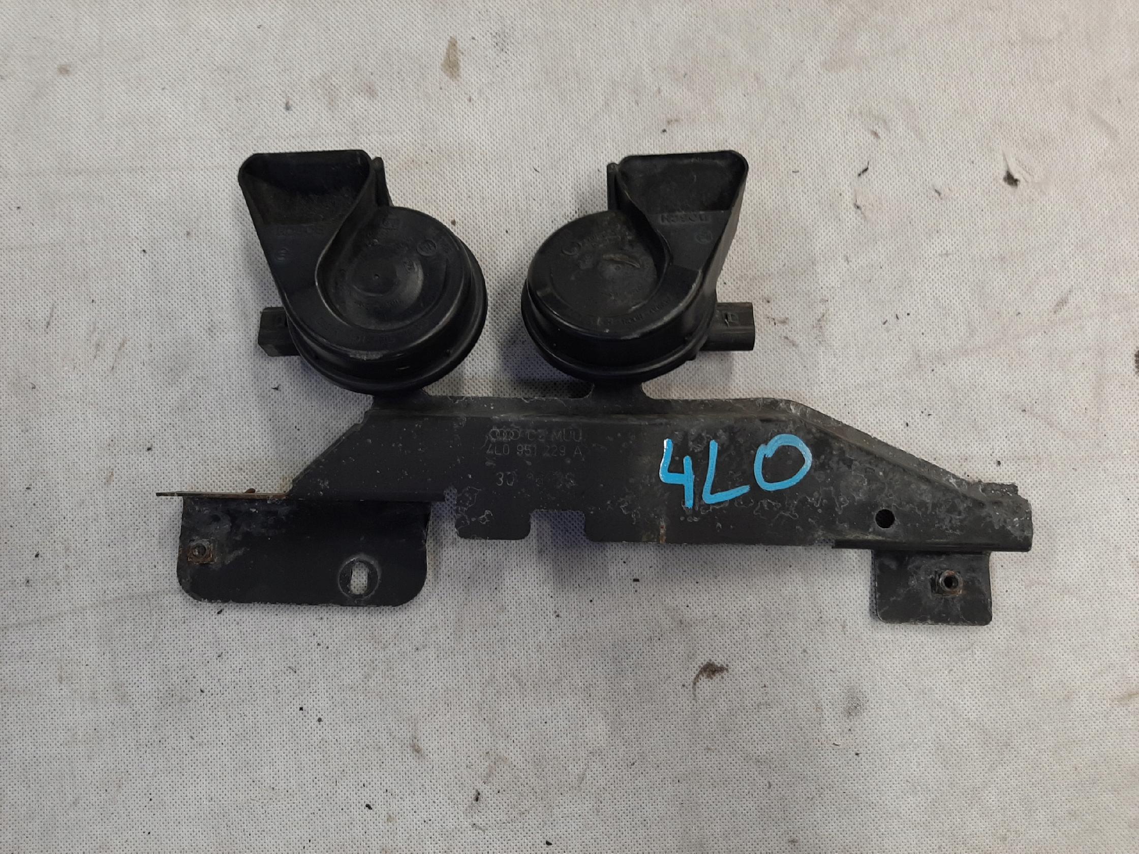 AUDI Q7 3.0 TDI 2005- KLAKSON + MOCOWANIE KOMPLET 4L0951229A
