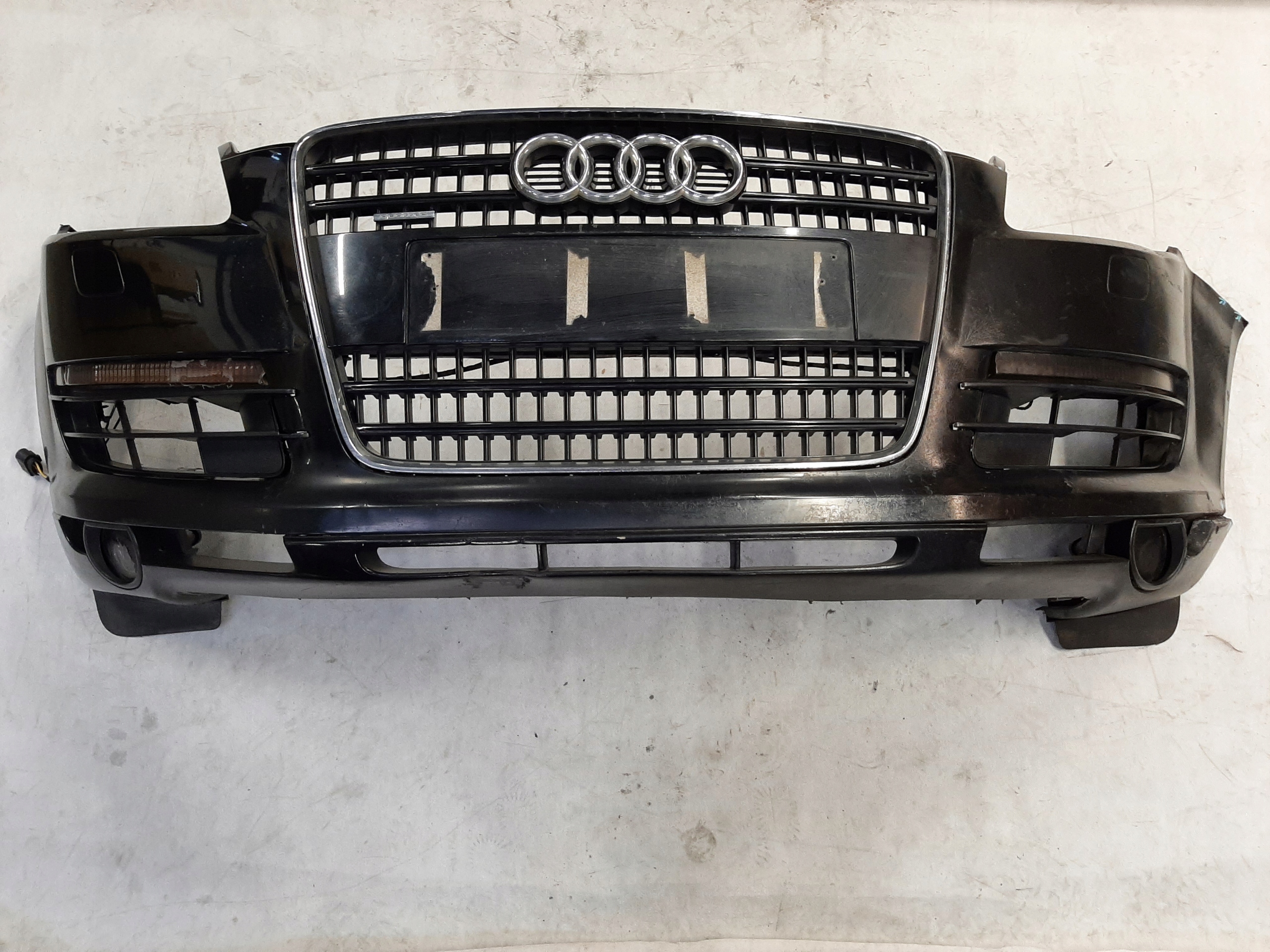 AUDI Q7 3.0 TDI 2005- S-LINE ZDERZAK PRZEDNI KOMPLETNY 4L0807437
