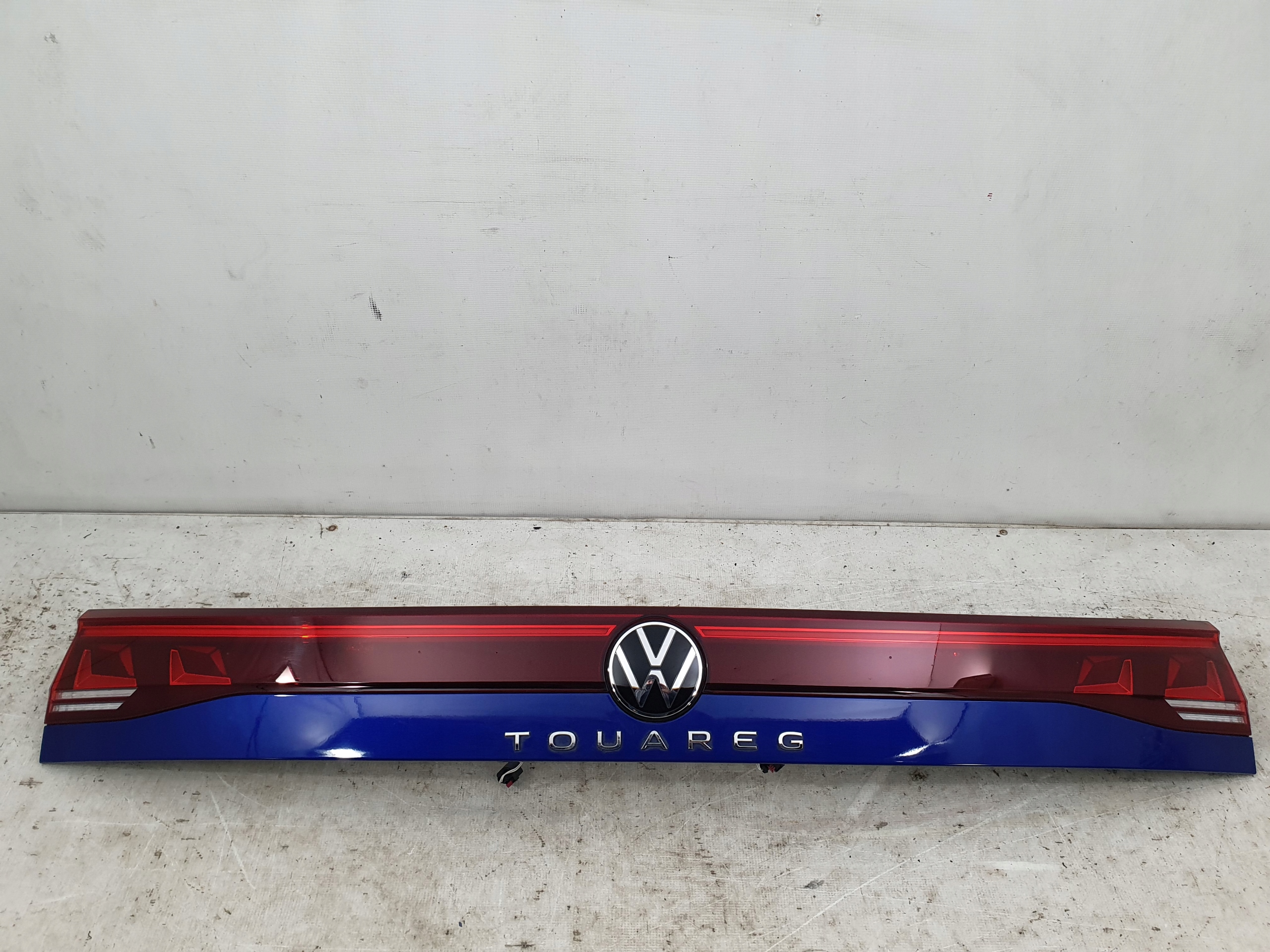 VW TOUAREG LAMPY TYŁ KOMPLET 760945208C 760945207C 760945307E - obrazek 4