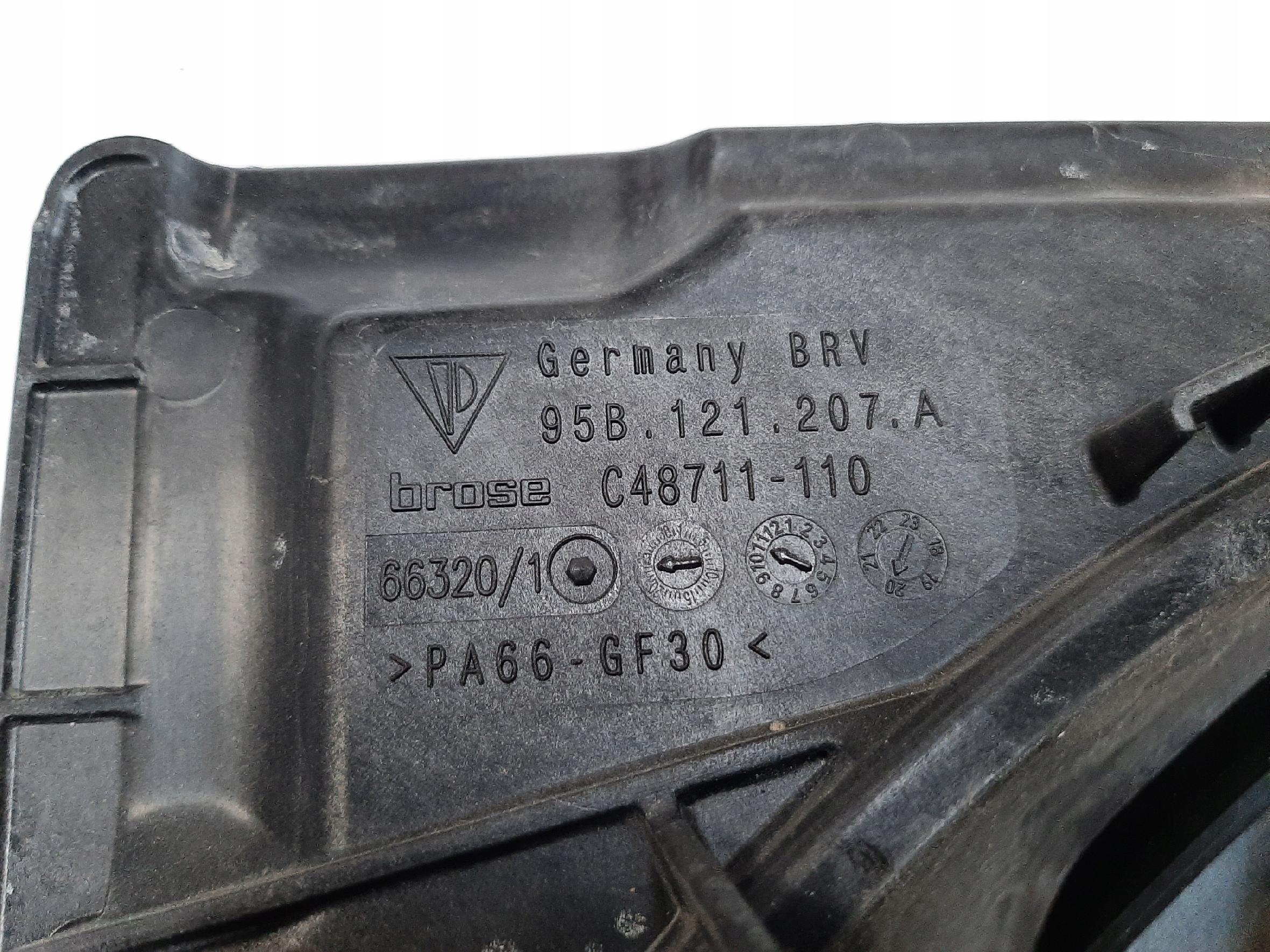 PORSCHE MACAN OBUDOWA WENTYLATORY 95B121207A 95B959455G 95B959455F - obrazek 2