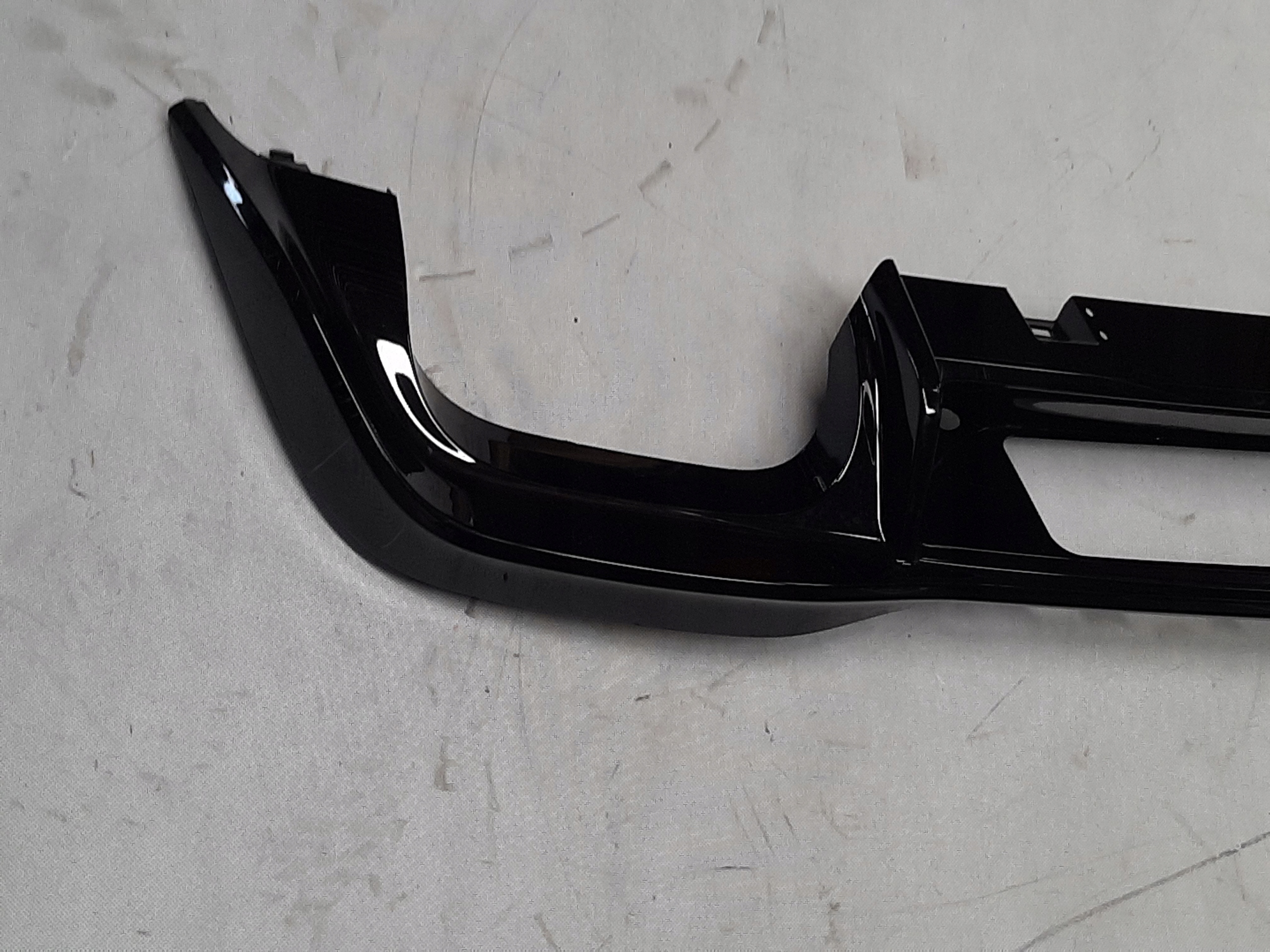 VW GOLF VIII R LIFT H/B 2024- SPOILER DYFUZOR ZDERZAKA TYŁ 5H6807568R - obrazek 2