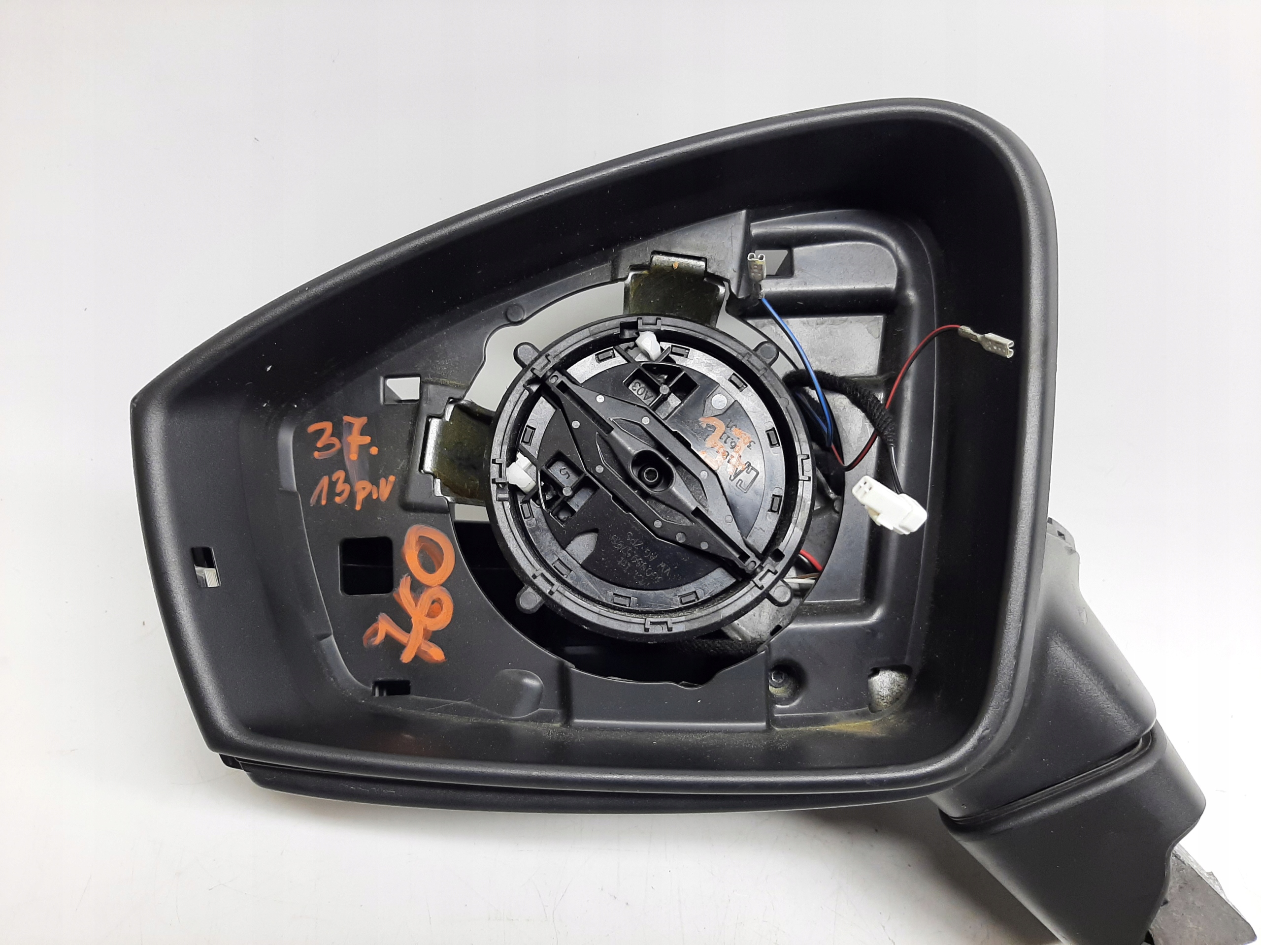 VW TOUAREG III 18- 13 PIN STELAŻ LUSTERKO LEWE 761857501B - obrazek 3