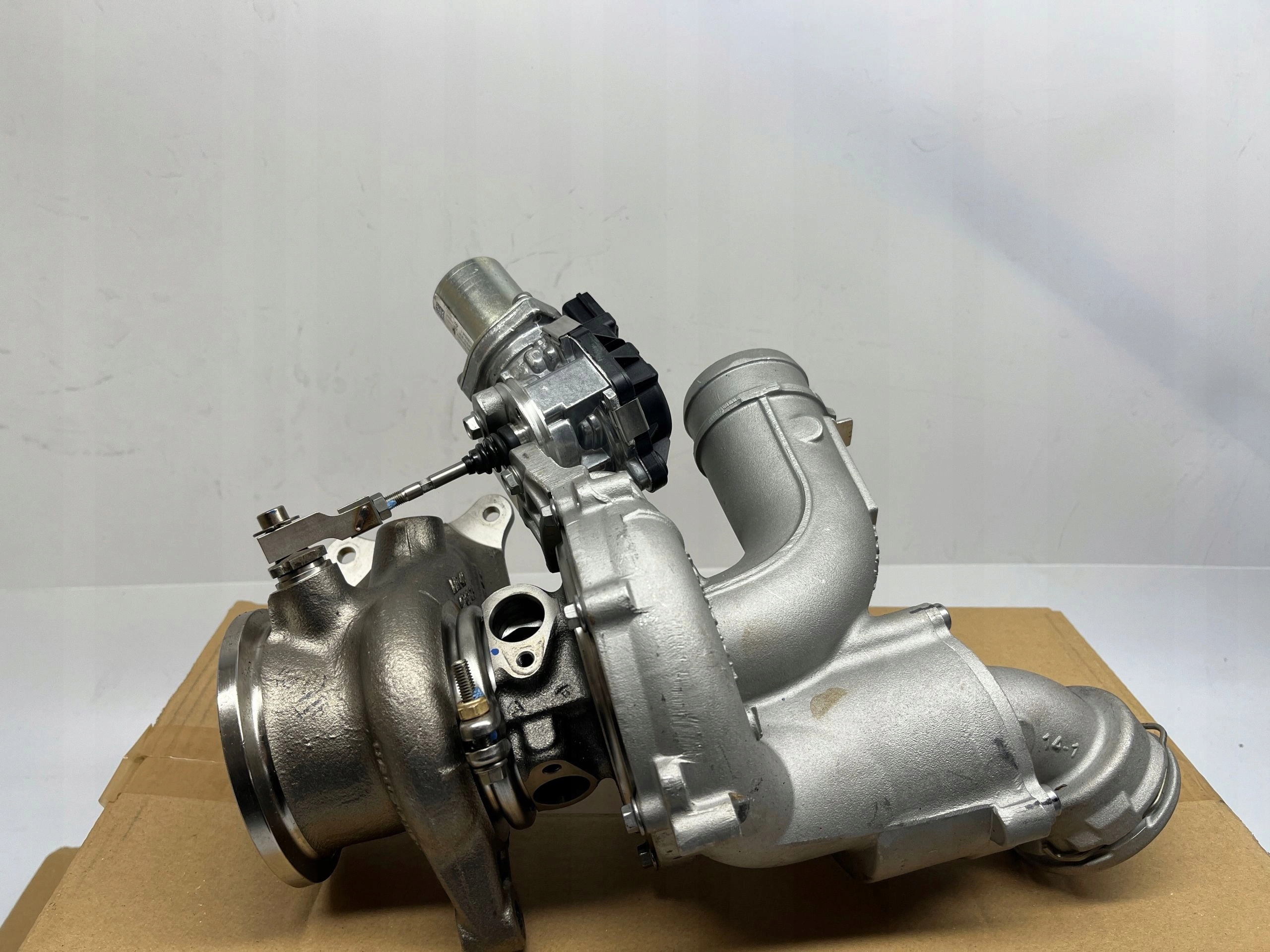 Vw Scirocco Beetle Turbo Turbina Turbosprężarka 1Km 06K145715D - obrazek 2